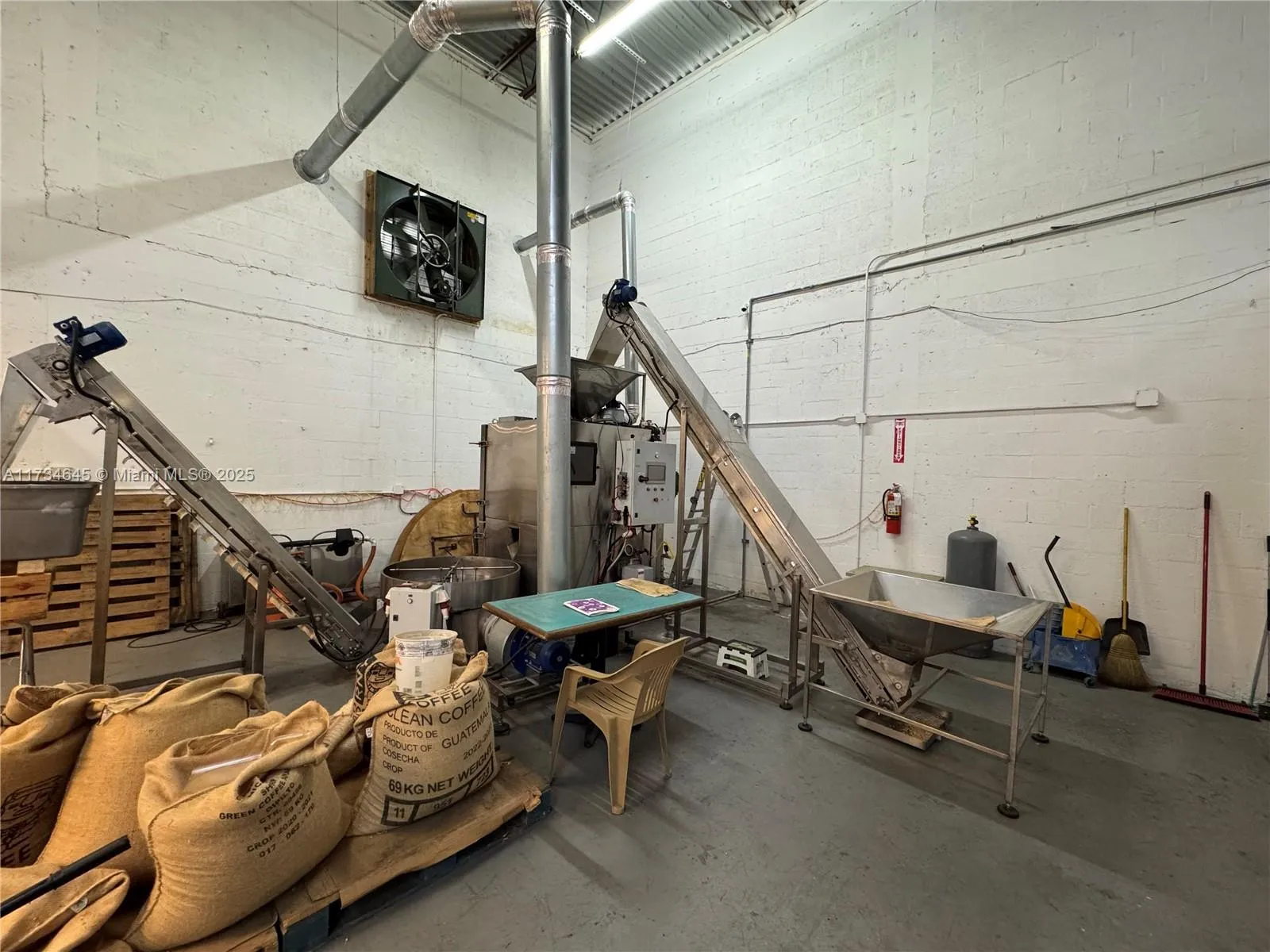 1805 Sw 31st Ave, Pembroke Park, Florida 33009, Pembroke Park, Florida 33009, ,Business Opportunity,For Sale,1805 Sw 31st Ave, Pembroke Park, Florida 33009,A11734645