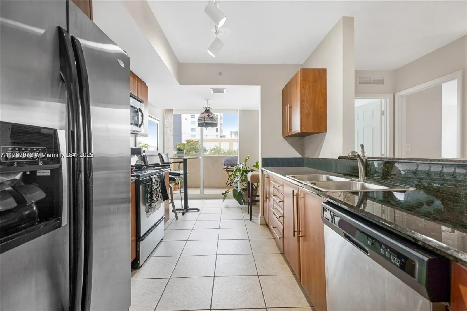 3232 Sw 22nd Ter 301, Miami, Florida 33145, Miami, Florida 33145, 3 Bedrooms Bedrooms, ,3 BathroomsBathrooms,Residential,For Sale,3232 Sw 22nd Ter 301, Miami, Florida 33145,A11737972