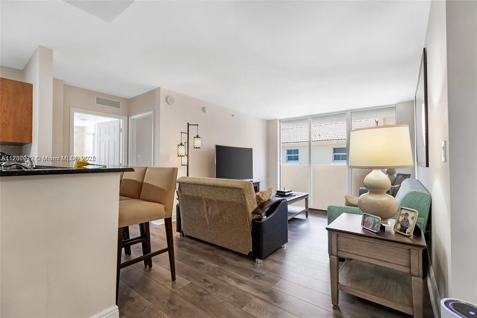 3232 Sw 22nd Ter 301, Miami, Florida 33145, Miami, Florida 33145, 3 Bedrooms Bedrooms, ,3 BathroomsBathrooms,Residential,For Sale,3232 Sw 22nd Ter 301, Miami, Florida 33145,A11737972