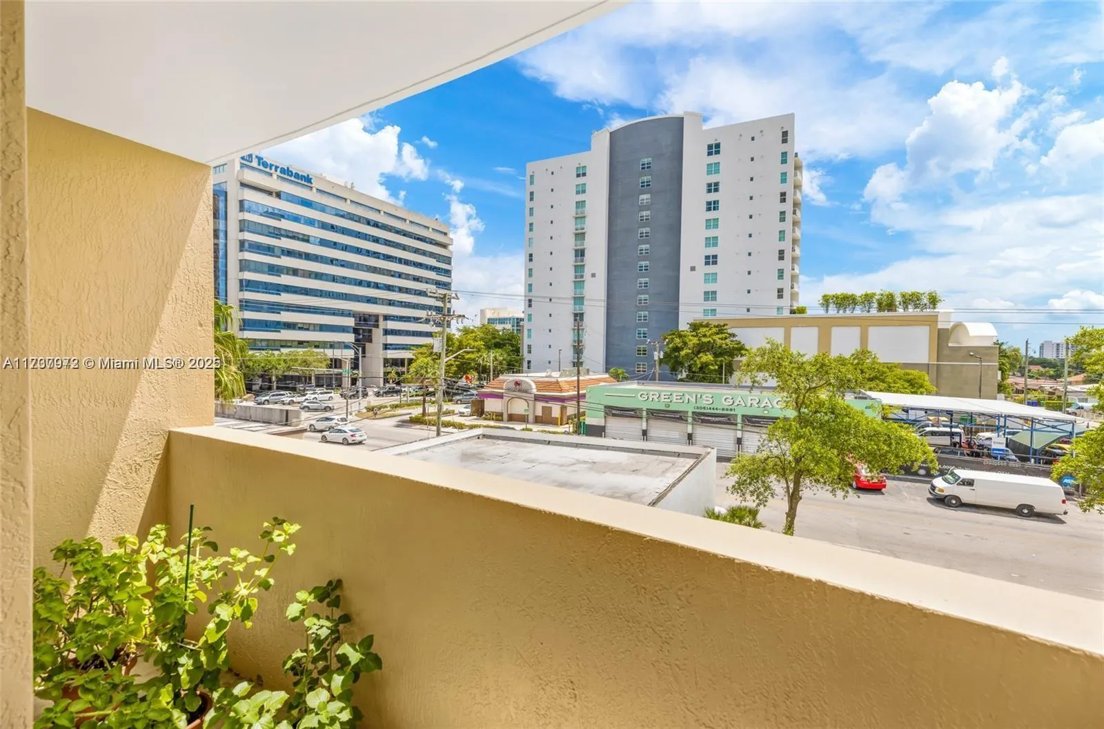 3232 Sw 22nd Ter 301, Miami, Florida 33145, Miami, Florida 33145, 3 Bedrooms Bedrooms, ,3 BathroomsBathrooms,Residential,For Sale,3232 Sw 22nd Ter 301, Miami, Florida 33145,A11737972