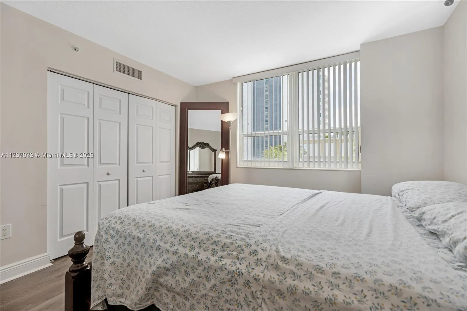 3232 Sw 22nd Ter 301, Miami, Florida 33145, Miami, Florida 33145, 3 Bedrooms Bedrooms, ,3 BathroomsBathrooms,Residential,For Sale,3232 Sw 22nd Ter 301, Miami, Florida 33145,A11737972