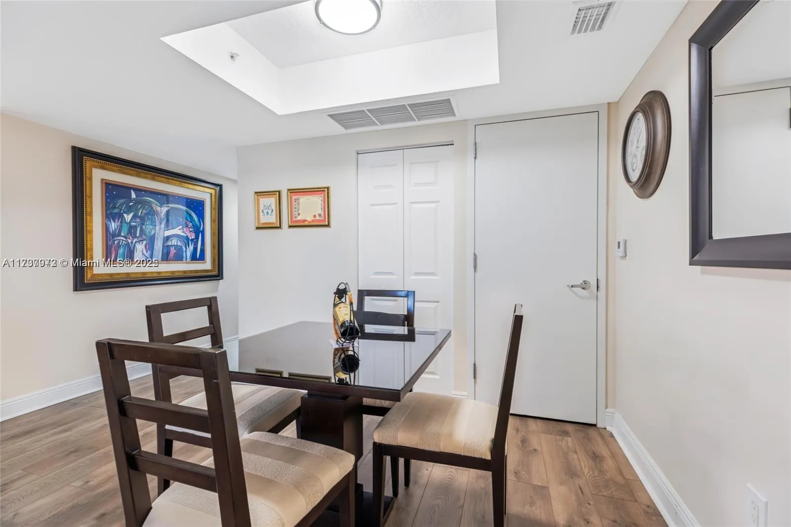 3232 Sw 22nd Ter 301, Miami, Florida 33145, Miami, Florida 33145, 3 Bedrooms Bedrooms, ,3 BathroomsBathrooms,Residential,For Sale,3232 Sw 22nd Ter 301, Miami, Florida 33145,A11737972