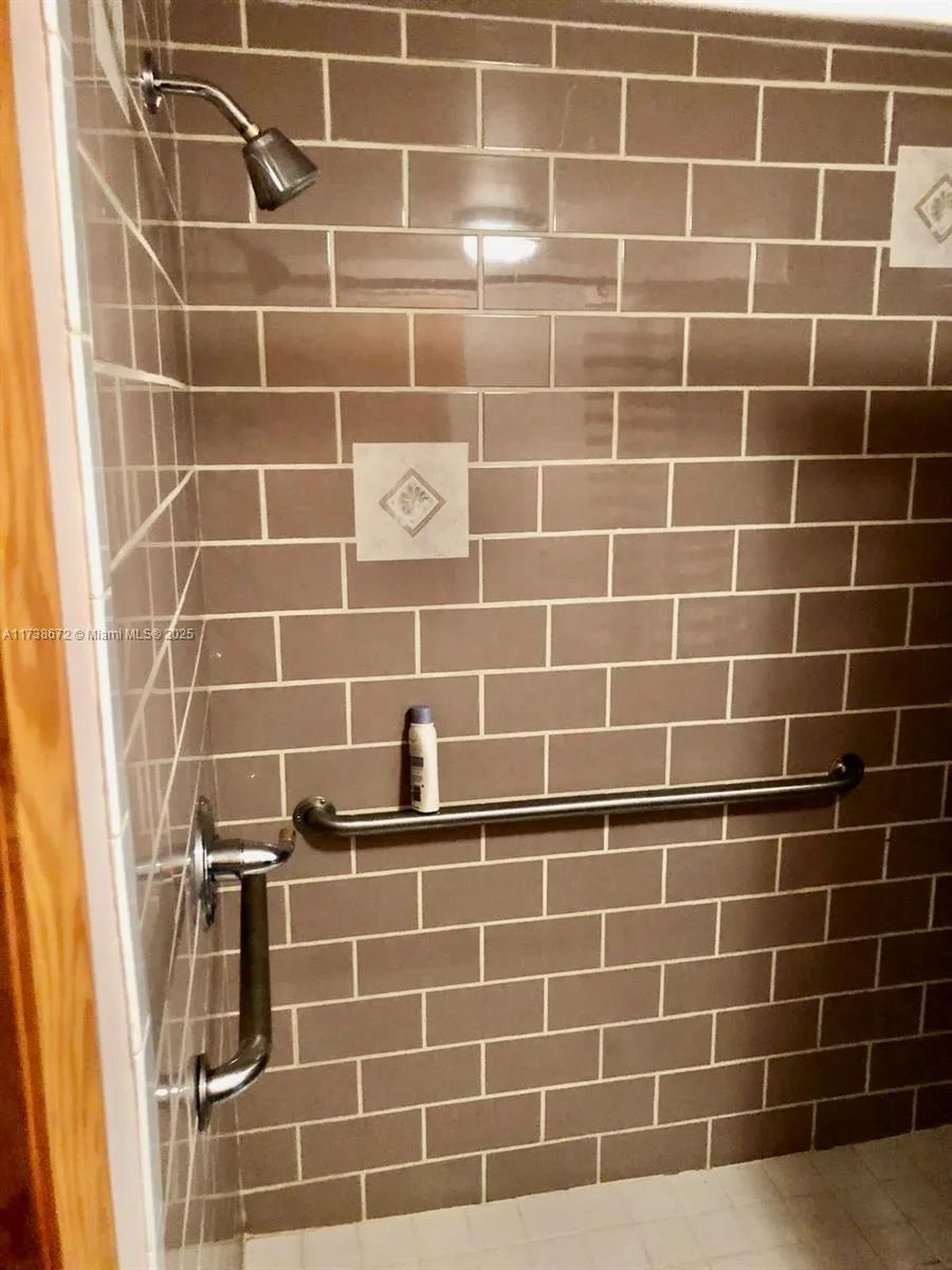 1751 W 38th Pl 1004a, Hialeah, Florida 33012, Hialeah, Florida 33012, ,Commercial Sale,For Sale,1751 W 38th Pl 1004a, Hialeah, Florida 33012,A11738672