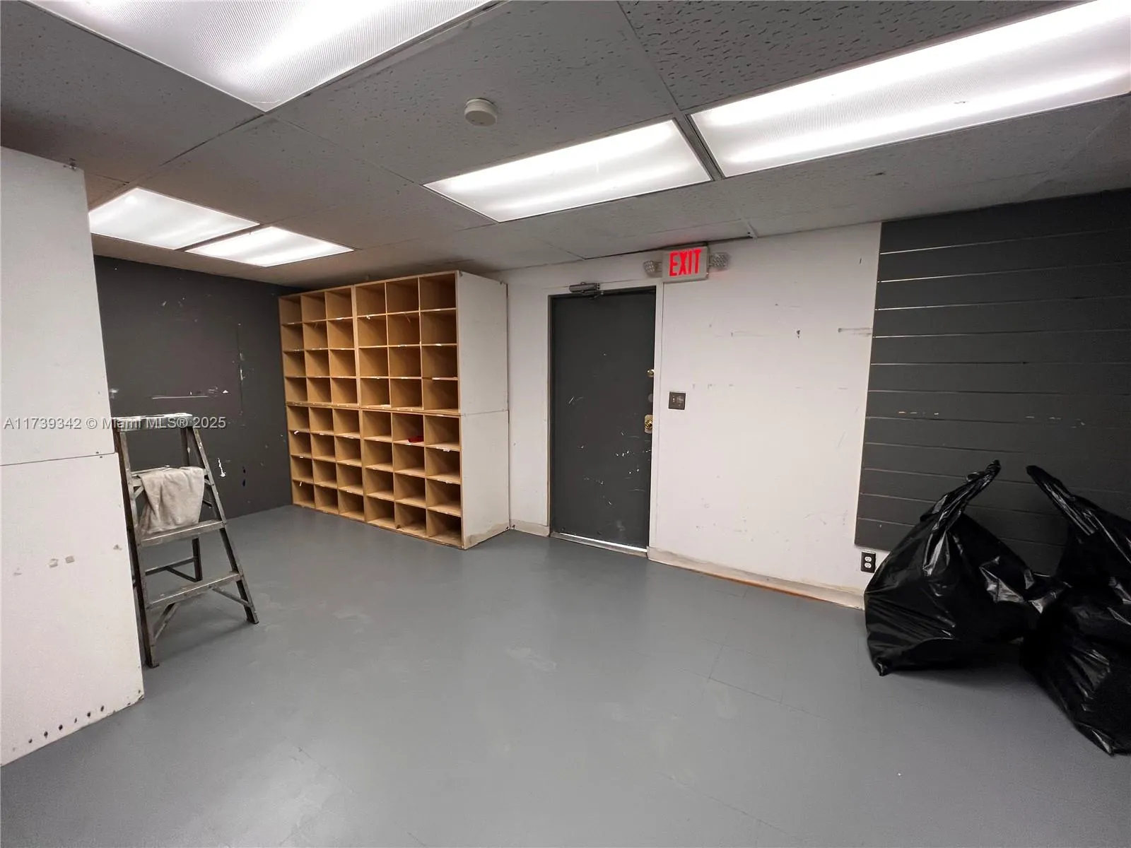 1100 S Dixie Hwy, Hollywood, Florida 33020, Hollywood, Florida 33020, ,Commercial Sale,For Sale,1100 S Dixie Hwy, Hollywood, Florida 33020,A11739342