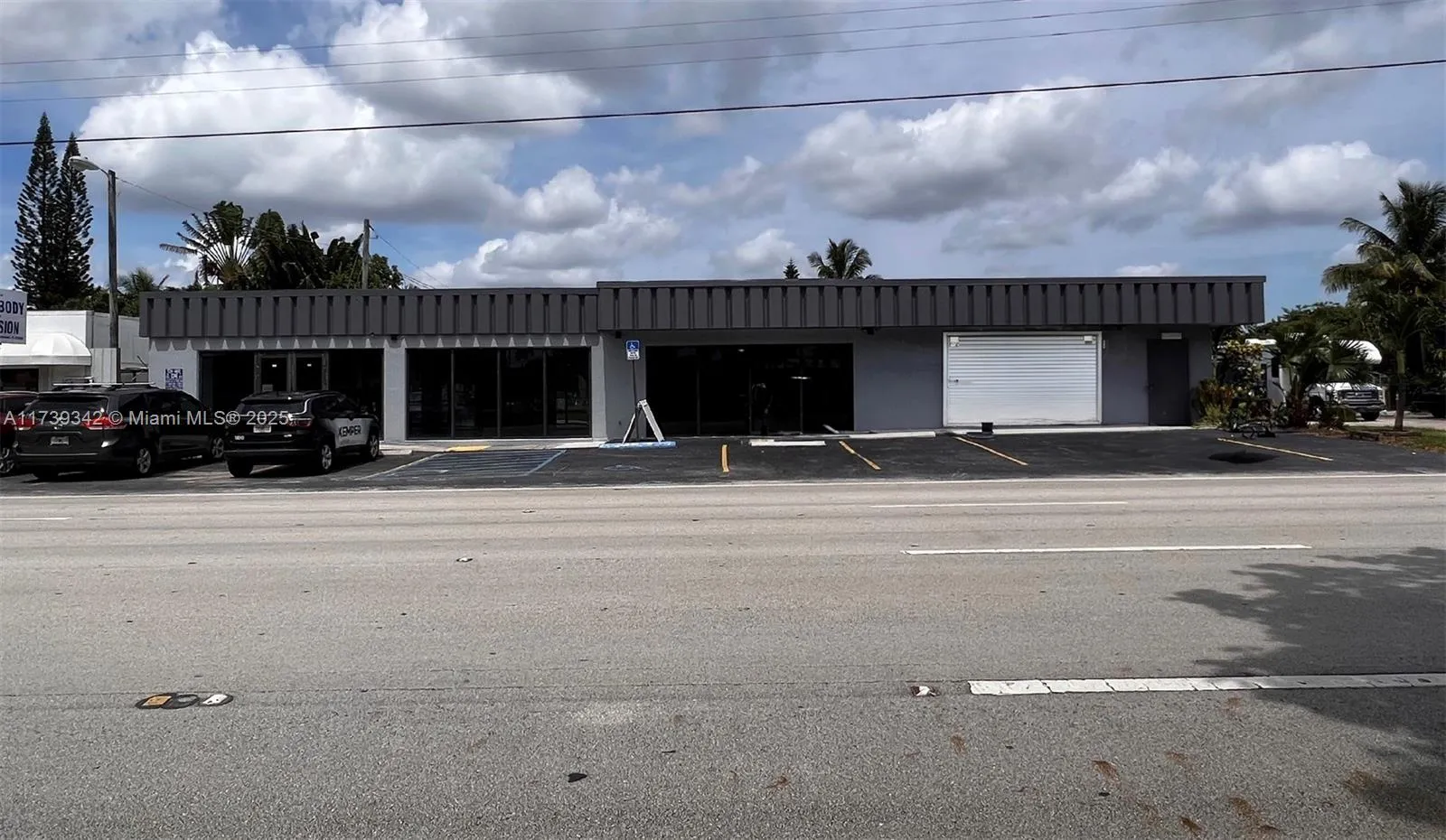 1100 S Dixie Hwy, Hollywood, Florida 33020, Hollywood, Florida 33020, ,Commercial Sale,For Sale,1100 S Dixie Hwy, Hollywood, Florida 33020,A11739342