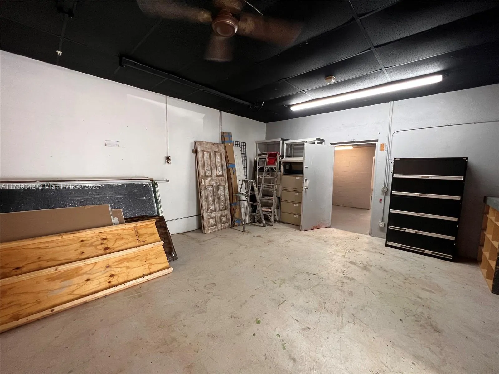 1100 S Dixie Hwy, Hollywood, Florida 33020, Hollywood, Florida 33020, ,Commercial Sale,For Sale,1100 S Dixie Hwy, Hollywood, Florida 33020,A11739342