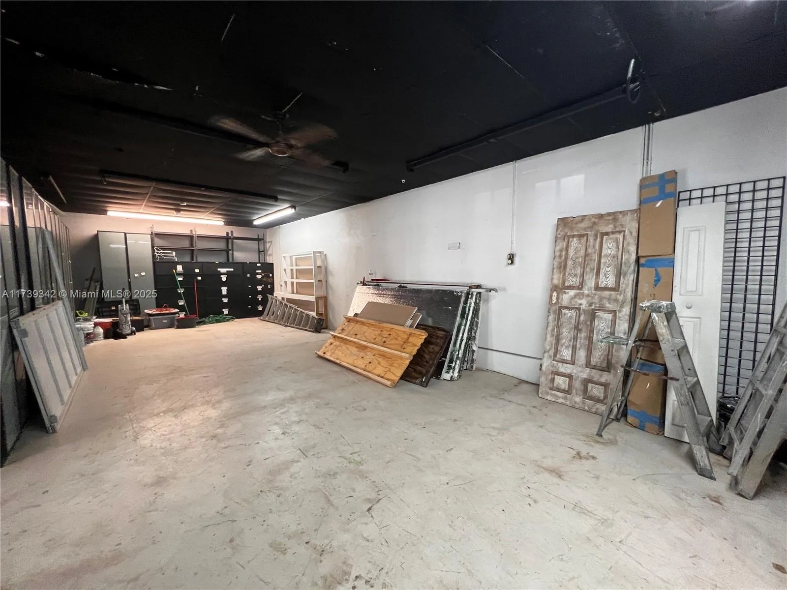 1100 S Dixie Hwy, Hollywood, Florida 33020, Hollywood, Florida 33020, ,Commercial Sale,For Sale,1100 S Dixie Hwy, Hollywood, Florida 33020,A11739342