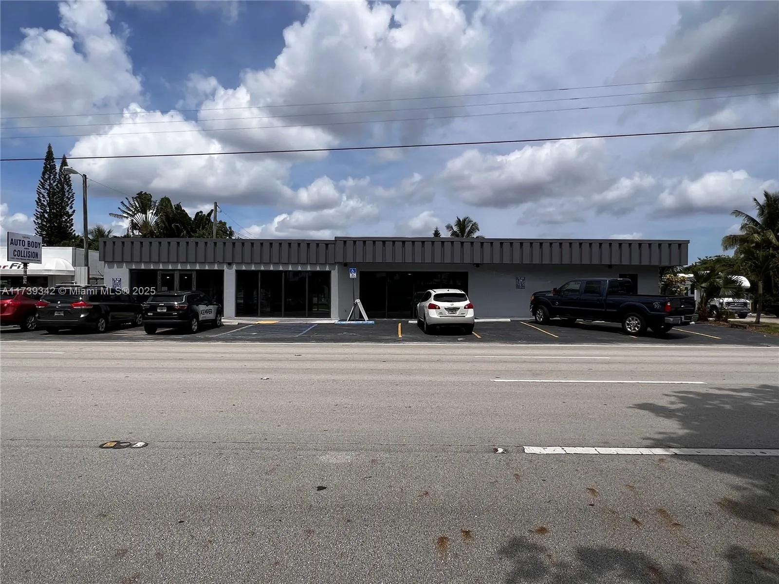 1100 S Dixie Hwy, Hollywood, Florida 33020, Hollywood, Florida 33020, ,Commercial Sale,For Sale,1100 S Dixie Hwy, Hollywood, Florida 33020,A11739342