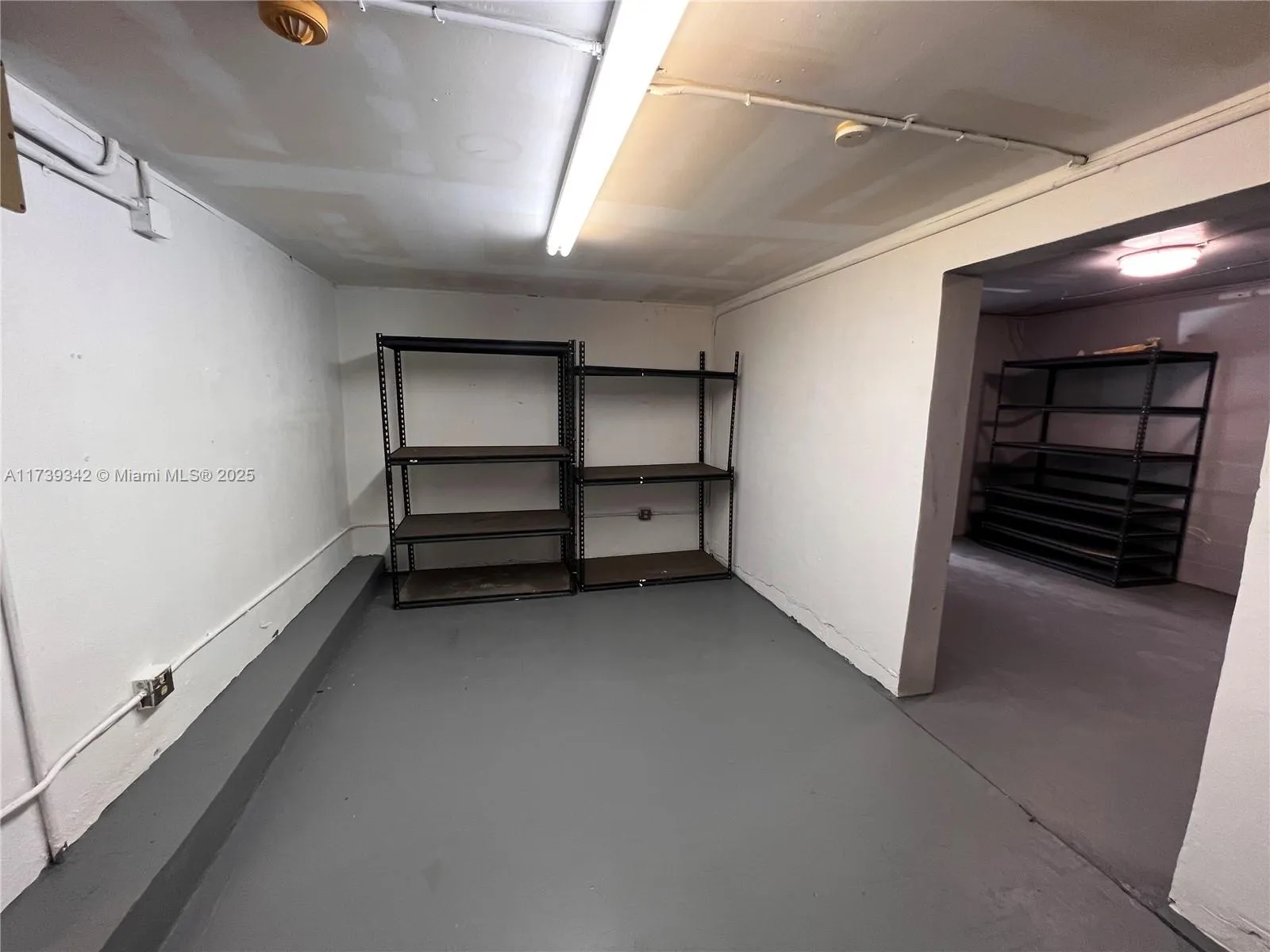 1100 S Dixie Hwy, Hollywood, Florida 33020, Hollywood, Florida 33020, ,Commercial Sale,For Sale,1100 S Dixie Hwy, Hollywood, Florida 33020,A11739342