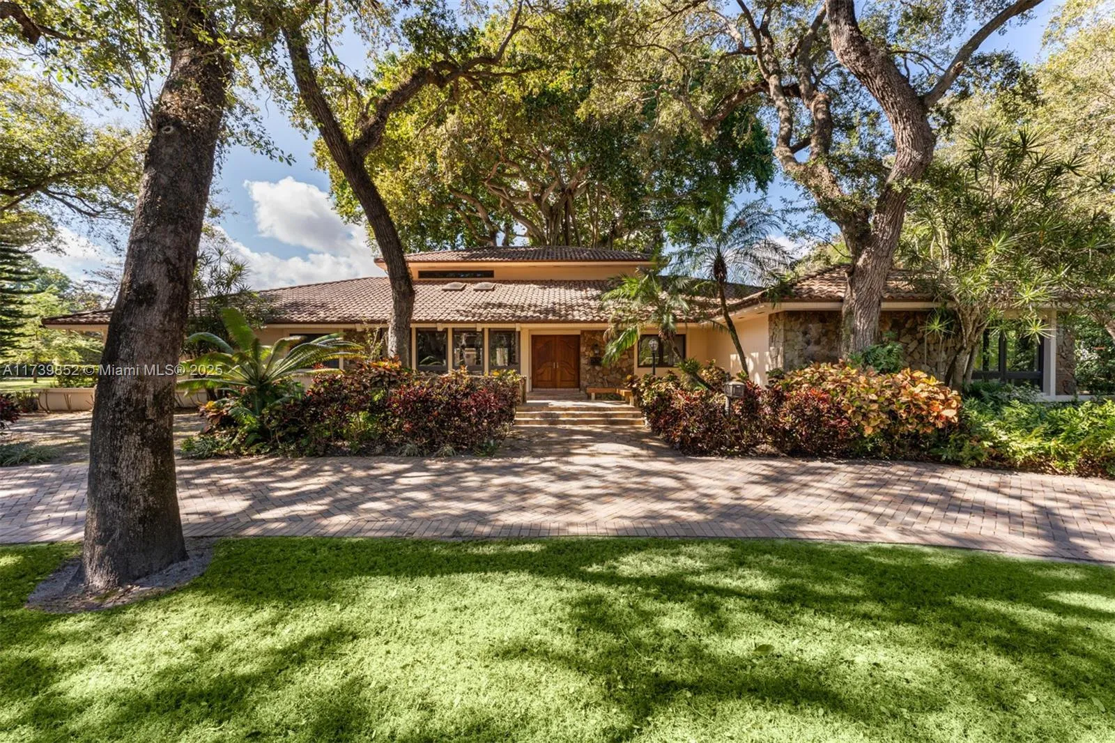 9490 Old Cutler Ln, Coral Gables, Florida 33156, Coral Gables, Florida 33156, 7 Bedrooms Bedrooms, ,5 BathroomsBathrooms,Residential,For Sale,9490 Old Cutler Ln, Coral Gables, Florida 33156,A11739852 9490 Old Cutler Ln, Coral Gables, Florida 33156, Coral Gables, Florida 33156, 7 Bedrooms Bedrooms, ,5 BathroomsBathrooms,Residential,For Sale,9490 Old Cutler Ln, Coral Gables, Florida 33156,A11739852