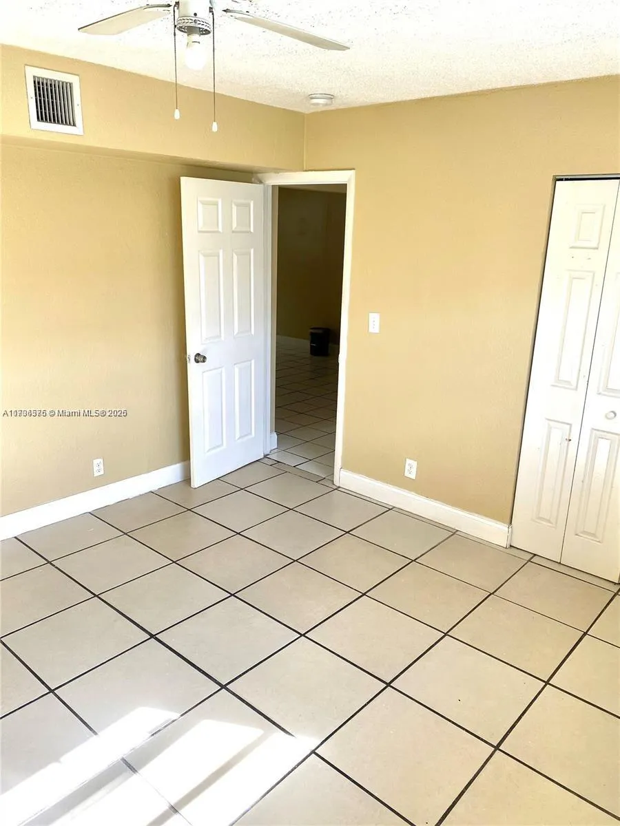 624 Sw 16th Ave A, Fort Lauderdale, Florida 33312, Fort Lauderdale, Florida 33312, 4 Bedrooms Bedrooms, ,2 BathroomsBathrooms,Residential Lease,For Rent,624 Sw 16th Ave A, Fort Lauderdale, Florida 33312,A11736576