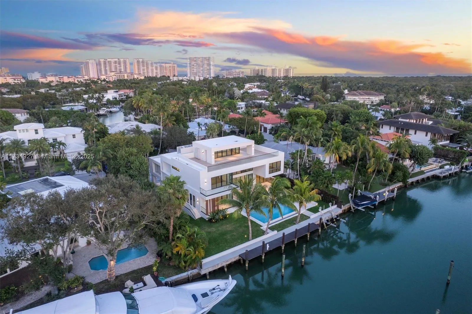 960 Mariner Dr, Key Biscayne, Florida 33149, Key Biscayne, Florida 33149, 6 Bedrooms Bedrooms, ,8 BathroomsBathrooms,Residential,For Sale,960 Mariner Dr, Key Biscayne, Florida 33149,A11731927