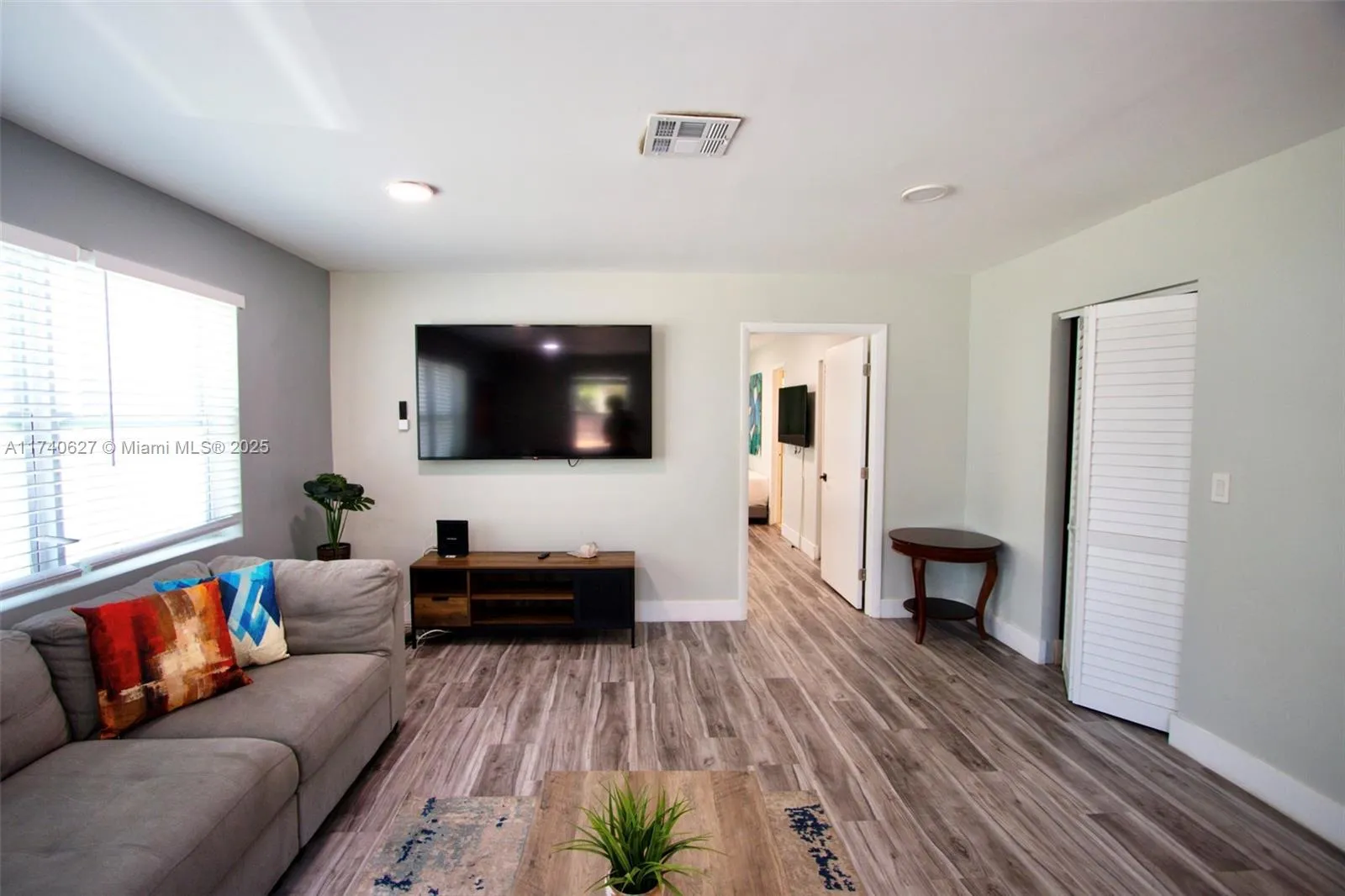 3981 Sw 58th St, Dania Beach, Florida 33312, Dania Beach, Florida 33312, ,Commercial Sale,For Sale,3981 Sw 58th St, Dania Beach, Florida 33312,A11740627