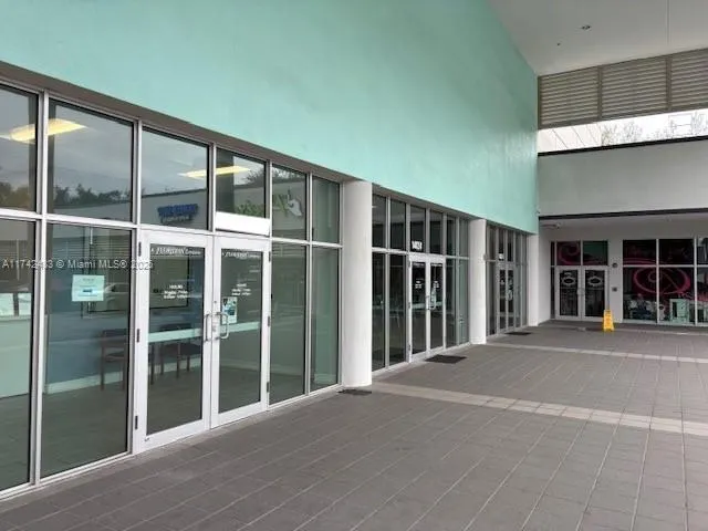 13914 Sw 8th St, Miami, Florida 33184, Miami, Florida 33184, ,Commercial Lease,For Rent,13914 Sw 8th St, Miami, Florida 33184,A11742433