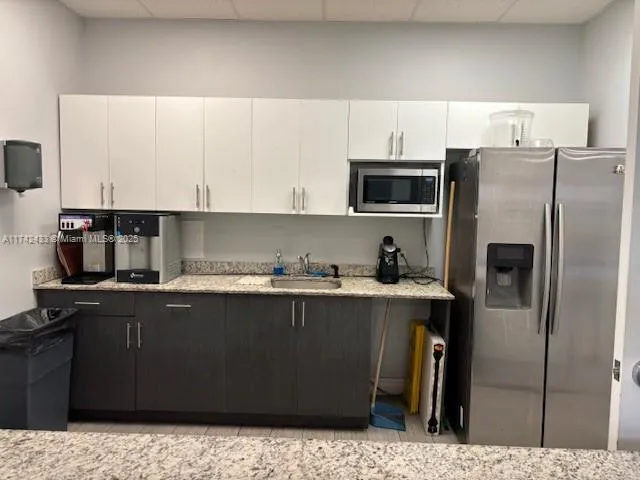 13914 Sw 8th St, Miami, Florida 33184, Miami, Florida 33184, ,Commercial Lease,For Rent,13914 Sw 8th St, Miami, Florida 33184,A11742433