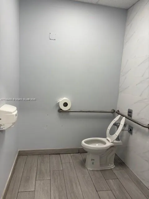 13914 Sw 8th St, Miami, Florida 33184, Miami, Florida 33184, ,Commercial Lease,For Rent,13914 Sw 8th St, Miami, Florida 33184,A11742433