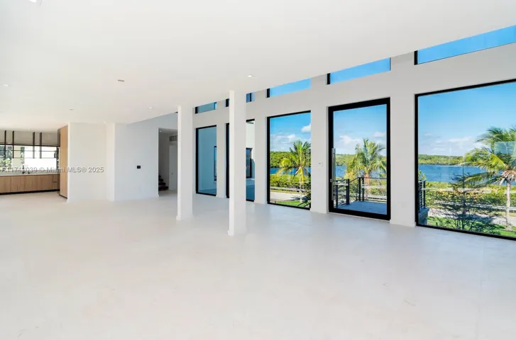 at 650 Lugo Avenue, Coral Gables, FL 33156 Unit For Sale 8 Bedrooms 7 Bathrooms MLS# A11742039 Price $29,900,000 9287