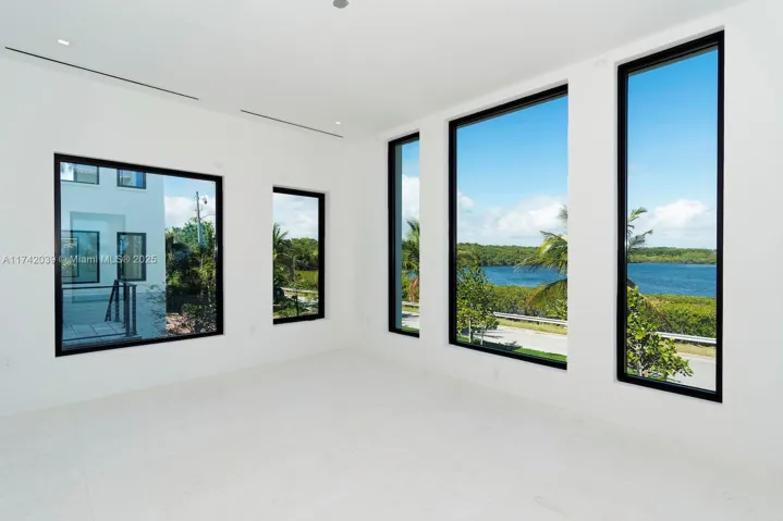 at 650 Lugo Avenue, Coral Gables, FL 33156 Unit For Sale 8 Bedrooms 7 Bathrooms MLS# A11742039 Price $29,900,000 9287