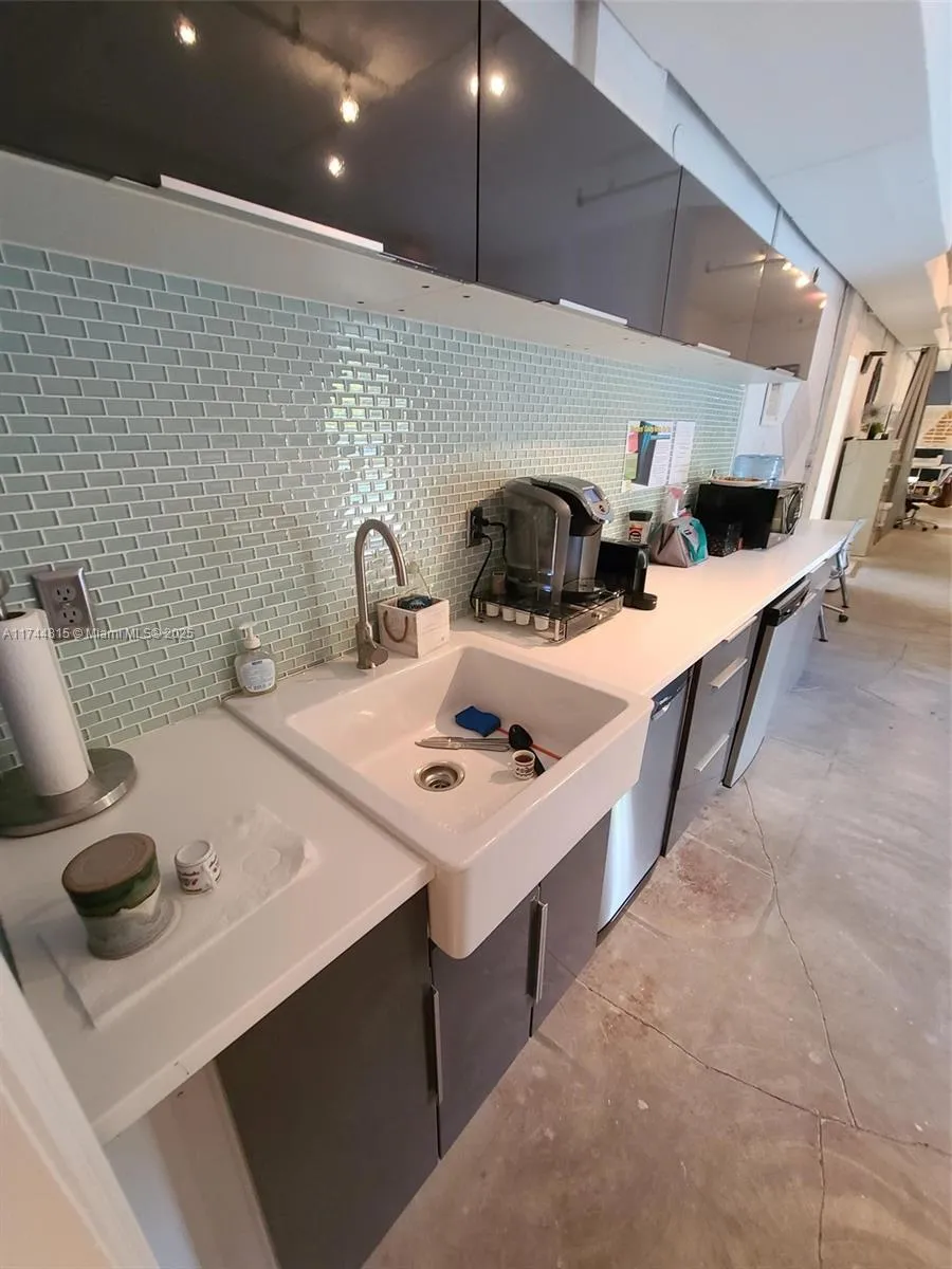 5781 Biscayne Blvd Cs-1, Miami, Florida 33137, Miami, Florida 33137, ,Commercial Sale,For Sale,5781 Biscayne Blvd Cs-1, Miami, Florida 33137,A11744815