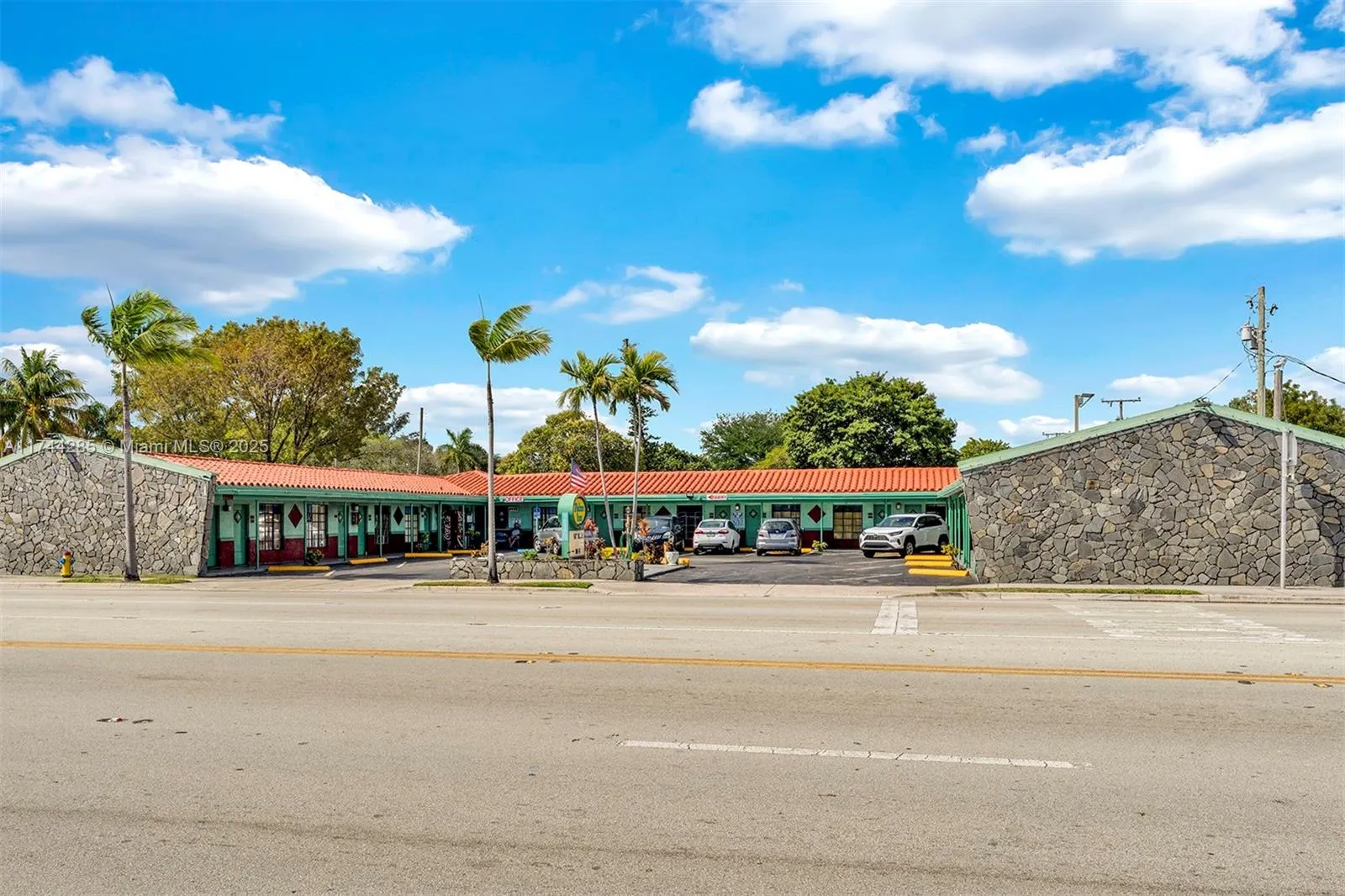 1290 S Federal Hwy, Dania Beach, Florida 33004, Dania Beach, Florida 33004, ,Commercial Sale,For Sale,1290 S Federal Hwy, Dania Beach, Florida 33004,A11744285