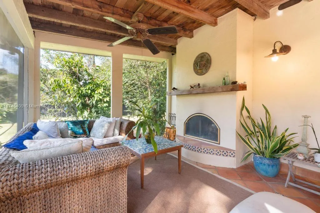 37255 Sw 214th Ave, Homestead, Florida 33034, Homestead, Florida 33034, 3 Bedrooms Bedrooms, ,2 BathroomsBathrooms,Residential,For Sale,37255 Sw 214th Ave, Homestead, Florida 33034,A11745400