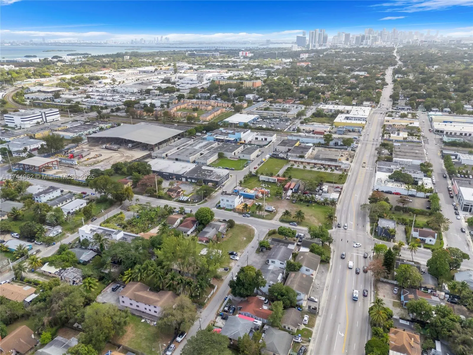 7525 Ne Miami Ct, Miami, Florida 33138, Miami, Florida 33138, ,Commercial Sale,For Sale,7525 Ne Miami Ct, Miami, Florida 33138,A11744962