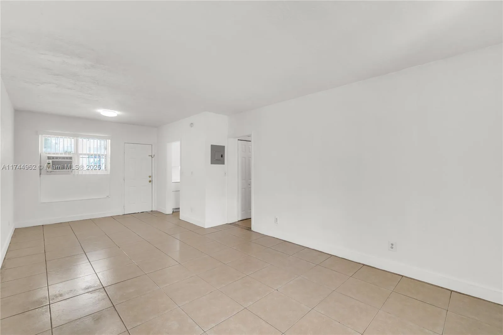 7525 Ne Miami Ct, Miami, Florida 33138, Miami, Florida 33138, ,Commercial Sale,For Sale,7525 Ne Miami Ct, Miami, Florida 33138,A11744962