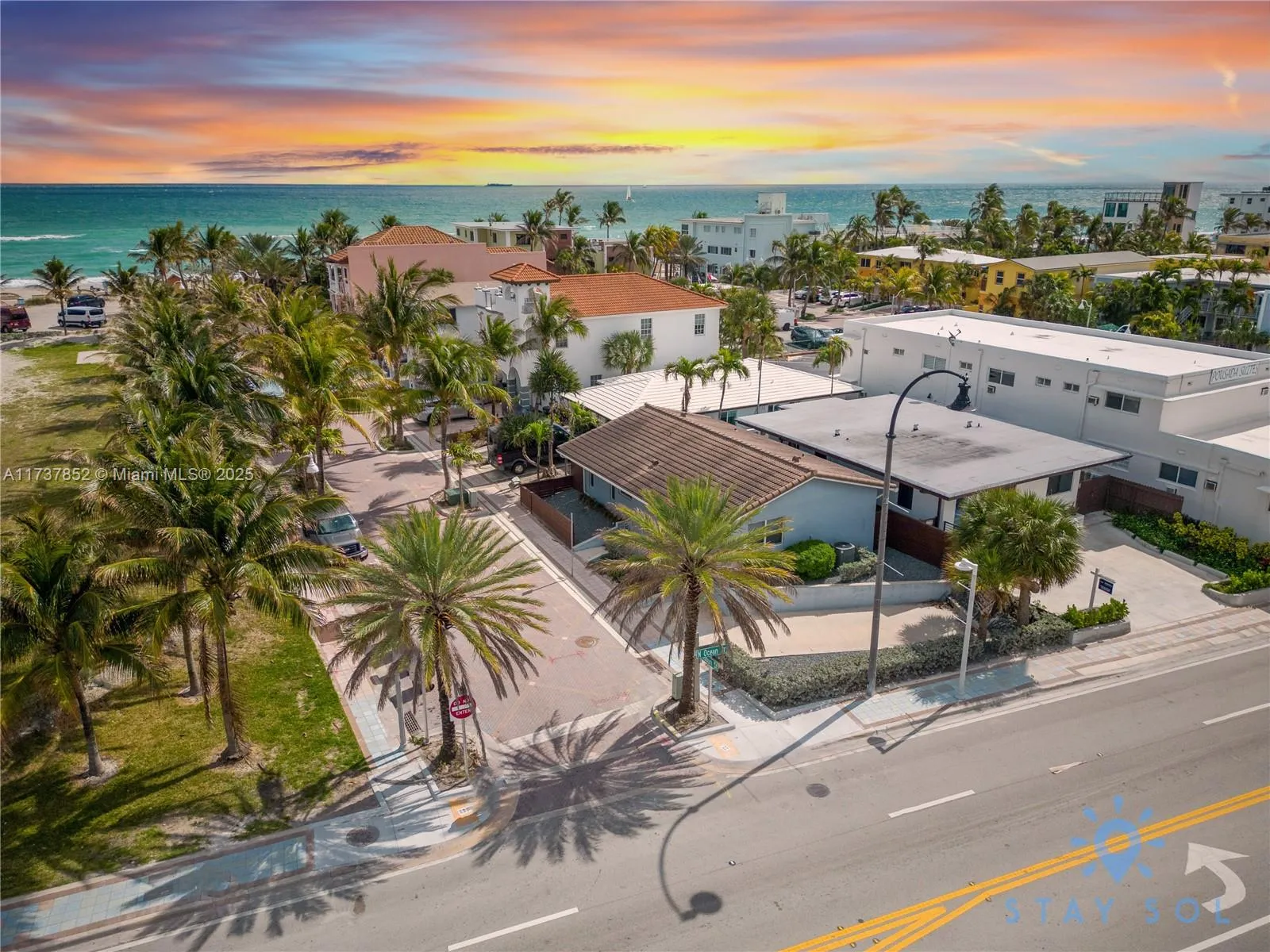 328 Missouri St, Hollywood, Florida 33019, Hollywood, Florida 33019, 3 Bedrooms Bedrooms, ,2 BathroomsBathrooms,Residential,For Sale,328 Missouri St, Hollywood, Florida 33019,A11737852