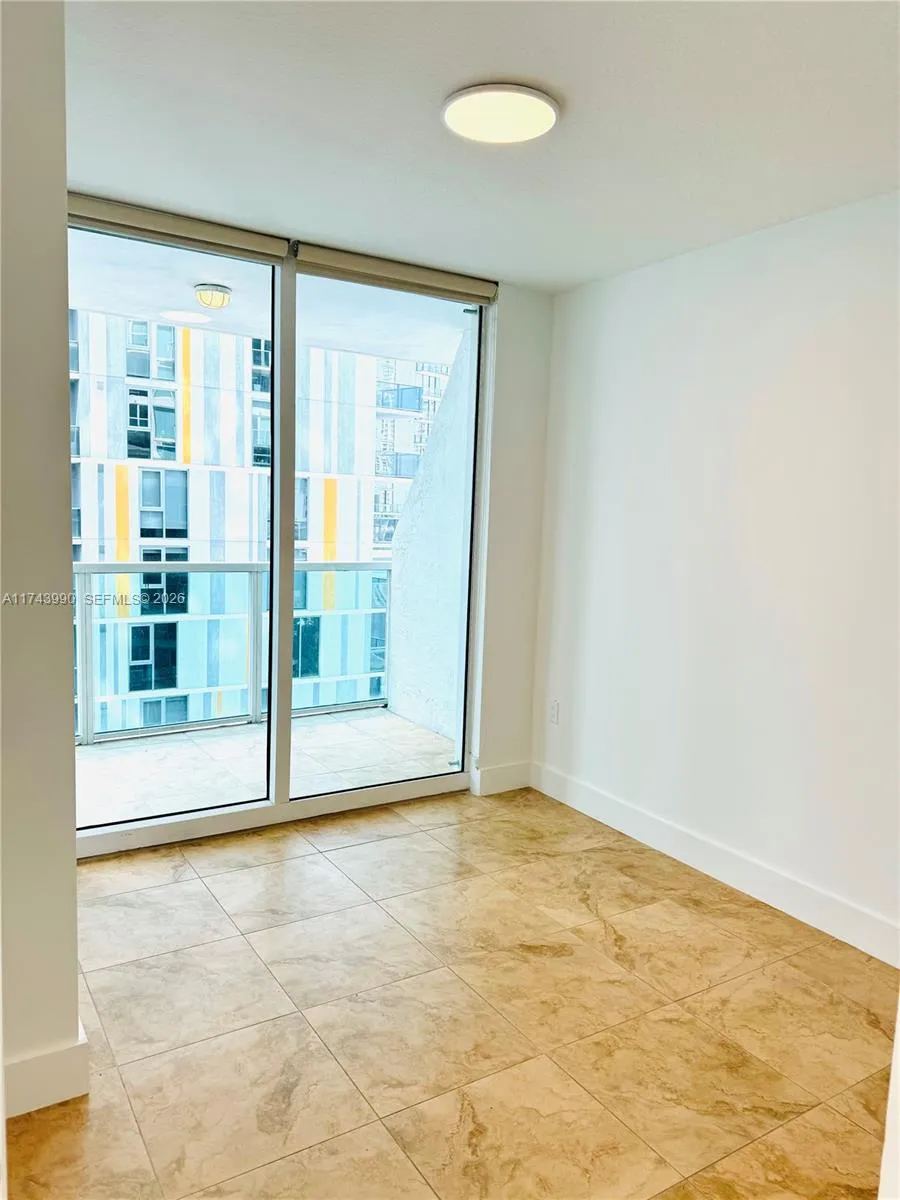 41 Se 5th St 808, Miami, Florida 33131, Miami, Florida 33131, 2 Bedrooms Bedrooms, ,2 BathroomsBathrooms,Residential,For Sale,41 Se 5th St 808, Miami, Florida 33131,A11743990