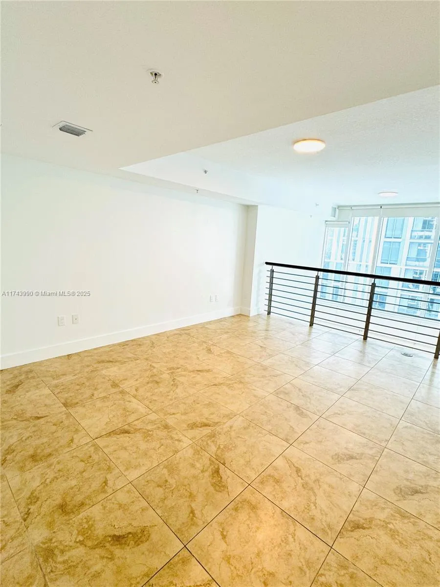 41 Se 5th St 808, Miami, Florida 33131, Miami, Florida 33131, 2 Bedrooms Bedrooms, ,2 BathroomsBathrooms,Residential,For Sale,41 Se 5th St 808, Miami, Florida 33131,A11743990