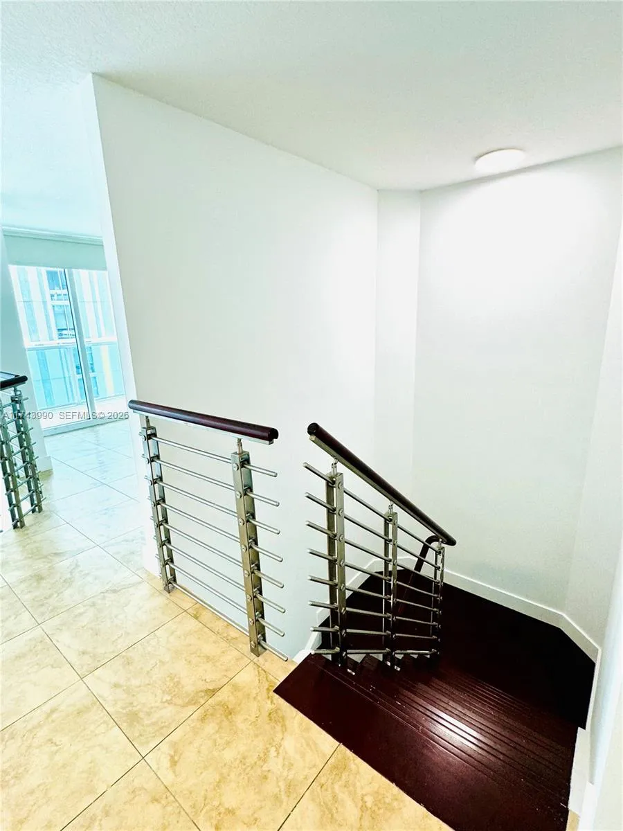 41 Se 5th St 808, Miami, Florida 33131, Miami, Florida 33131, 2 Bedrooms Bedrooms, ,2 BathroomsBathrooms,Residential,For Sale,41 Se 5th St 808, Miami, Florida 33131,A11743990