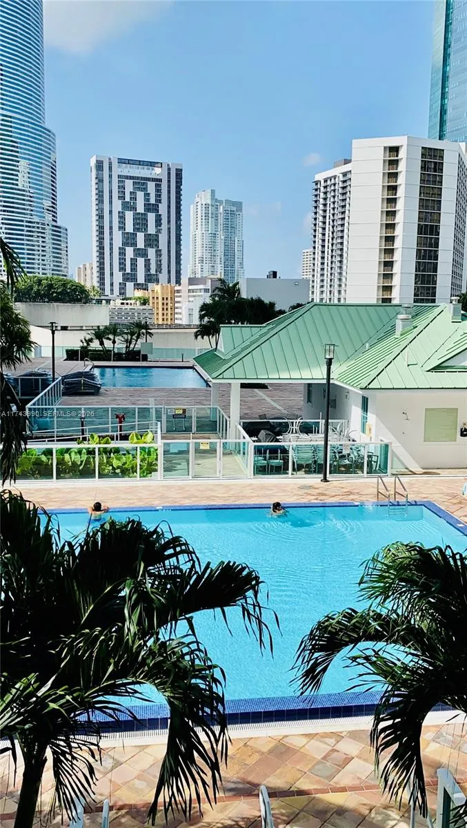 41 Se 5th St 808, Miami, Florida 33131, Miami, Florida 33131, 2 Bedrooms Bedrooms, ,2 BathroomsBathrooms,Residential,For Sale,41 Se 5th St 808, Miami, Florida 33131,A11743990