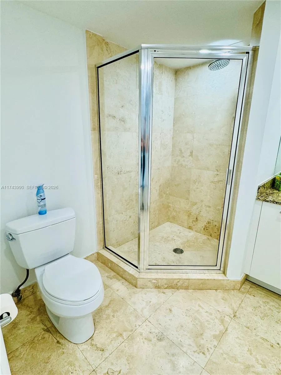 41 Se 5th St 808, Miami, Florida 33131, Miami, Florida 33131, 2 Bedrooms Bedrooms, ,2 BathroomsBathrooms,Residential,For Sale,41 Se 5th St 808, Miami, Florida 33131,A11743990
