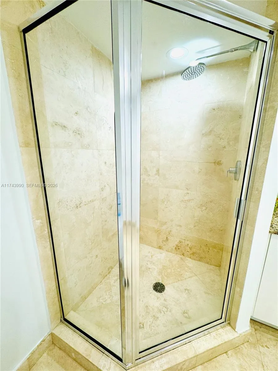 41 Se 5th St 808, Miami, Florida 33131, Miami, Florida 33131, 2 Bedrooms Bedrooms, ,2 BathroomsBathrooms,Residential,For Sale,41 Se 5th St 808, Miami, Florida 33131,A11743990