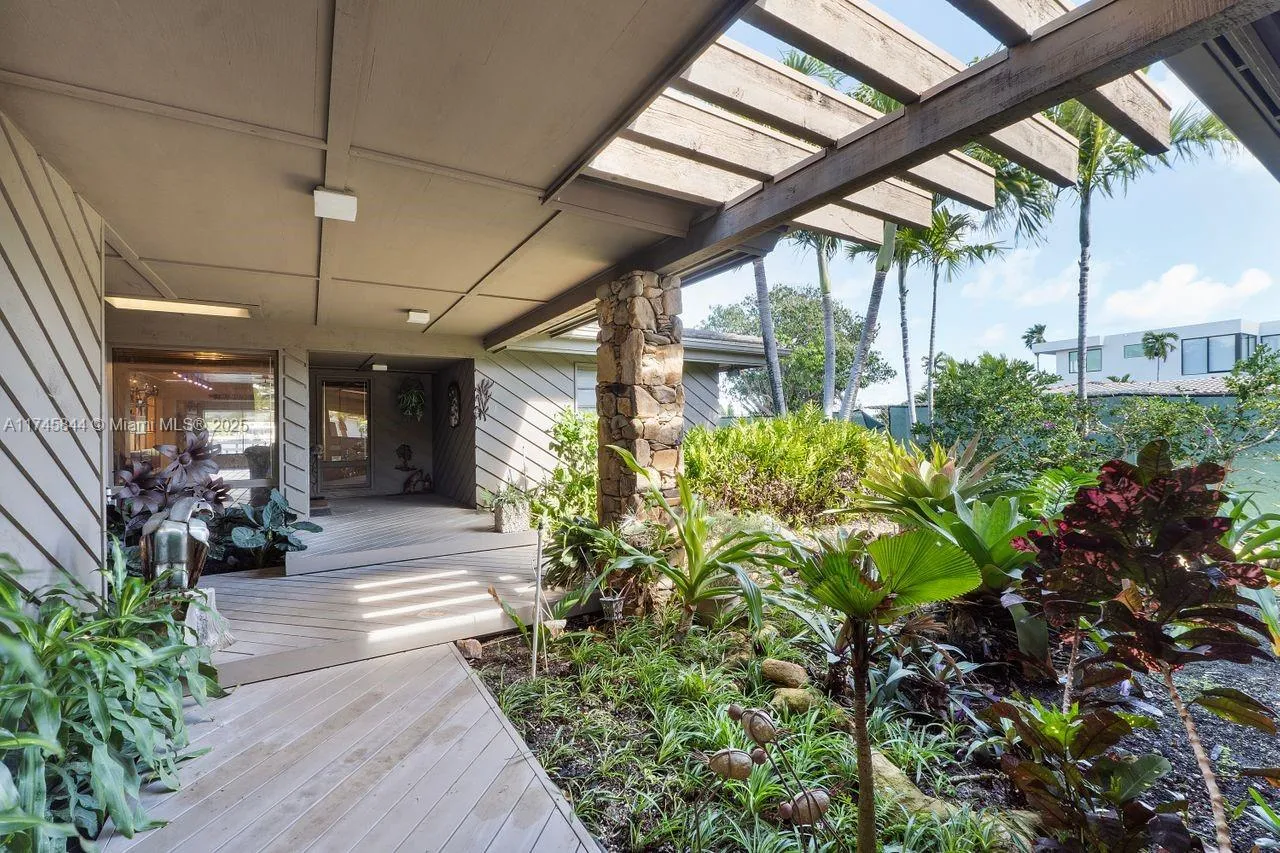 765 N Shore Dr, Miami Beach, Florida 33141, Miami Beach, Florida 33141, 4 Bedrooms Bedrooms, ,2 BathroomsBathrooms,Residential,For Sale,765 N Shore Dr, Miami Beach, Florida 33141,A11745844