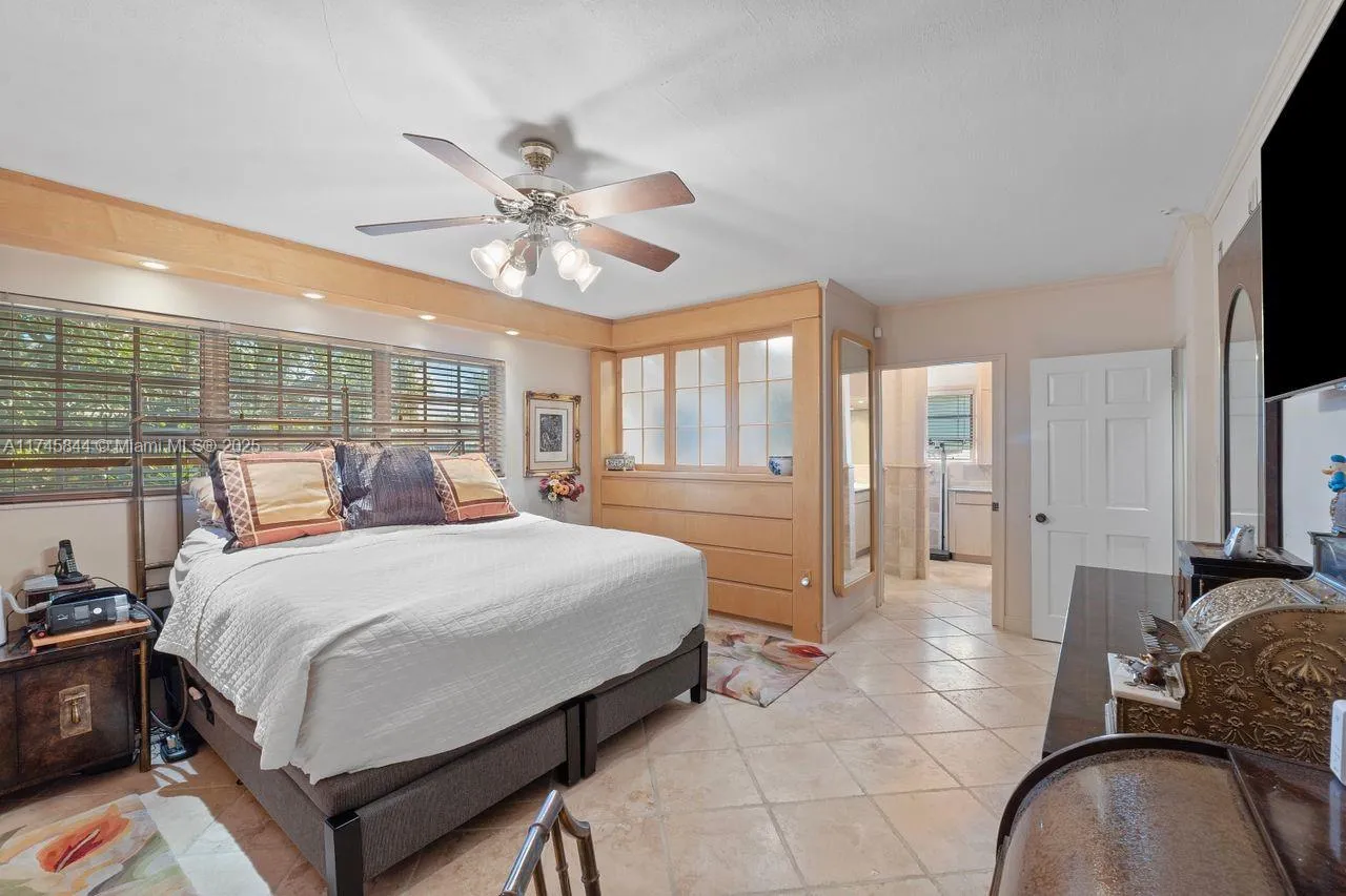 765 N Shore Dr, Miami Beach, Florida 33141, Miami Beach, Florida 33141, 4 Bedrooms Bedrooms, ,2 BathroomsBathrooms,Residential,For Sale,765 N Shore Dr, Miami Beach, Florida 33141,A11745844