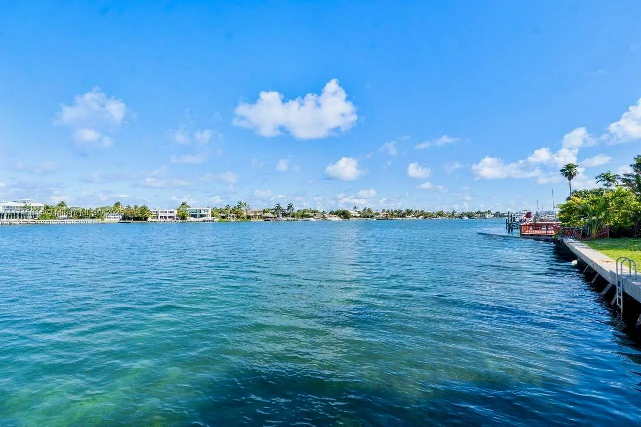 765 N Shore Dr, Miami Beach, Florida 33141, Miami Beach, Florida 33141, 4 Bedrooms Bedrooms, ,2 BathroomsBathrooms,Residential,For Sale,765 N Shore Dr, Miami Beach, Florida 33141,A11745844