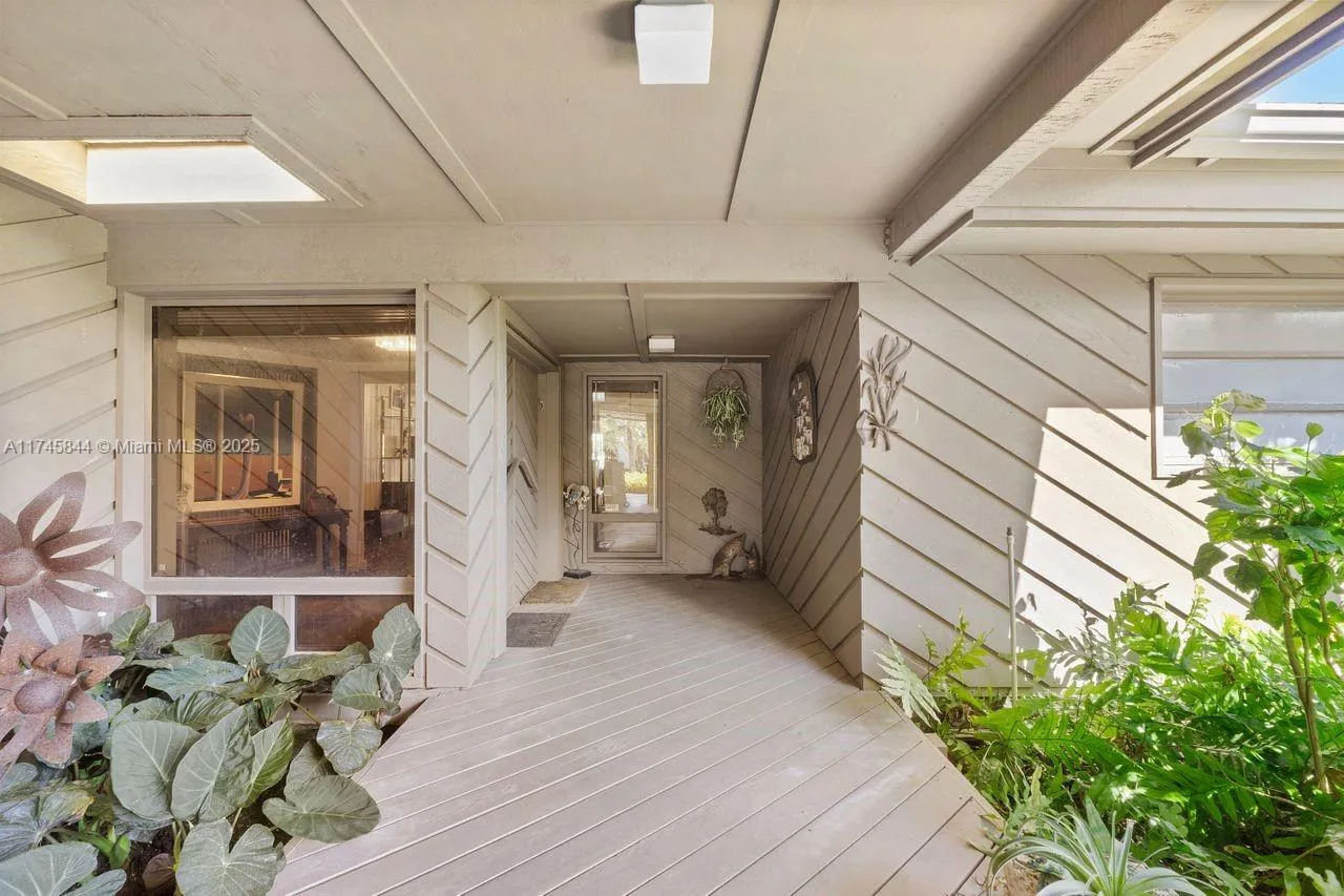 765 N Shore Dr, Miami Beach, Florida 33141, Miami Beach, Florida 33141, 4 Bedrooms Bedrooms, ,2 BathroomsBathrooms,Residential,For Sale,765 N Shore Dr, Miami Beach, Florida 33141,A11745844