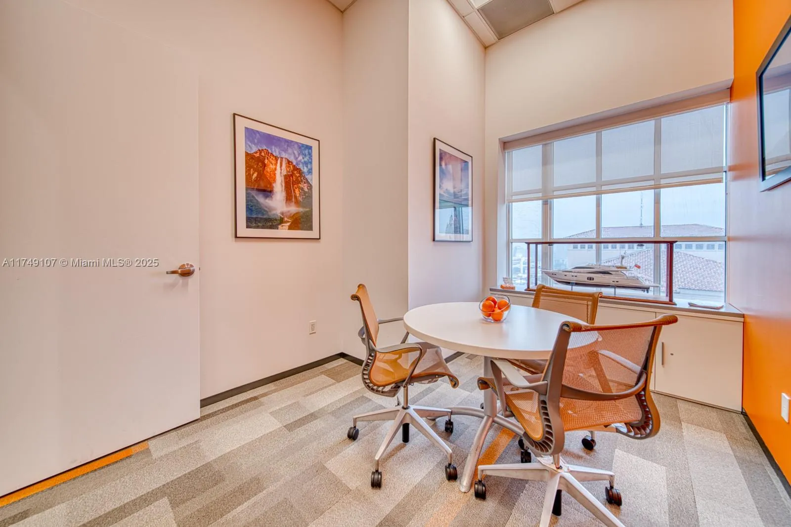 2 Alhambra Plz Ph2-a, Coral Gables, Florida 33134, Coral Gables, Florida 33134, ,Commercial Lease,For Rent,2 Alhambra Plz Ph2-a, Coral Gables, Florida 33134,A11749107