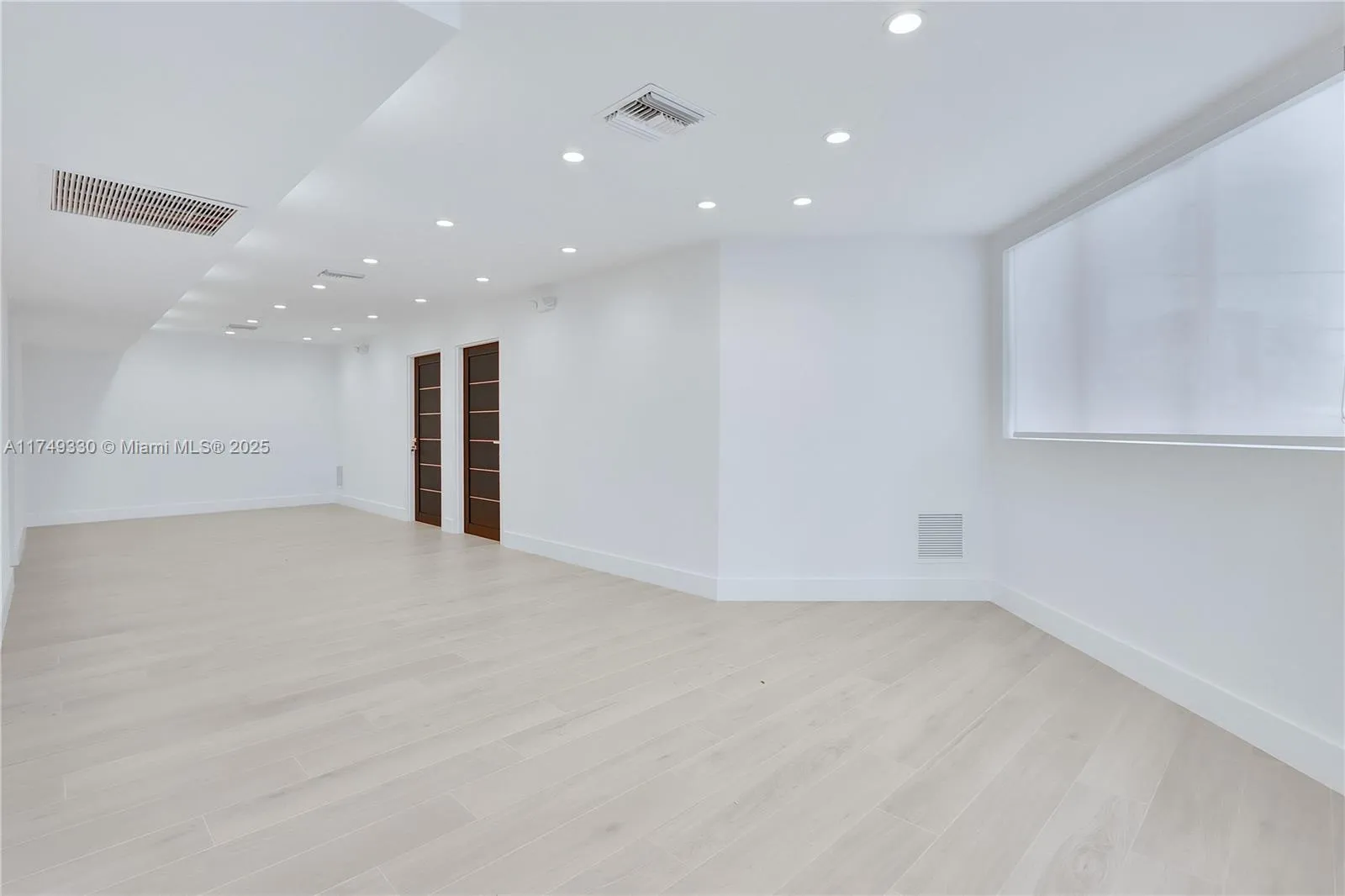 6700 Ne 2nd Ct 4, Miami, Florida 33138, Miami, Florida 33138, ,Commercial Sale,For Sale,6700 Ne 2nd Ct 4, Miami, Florida 33138,A11749330