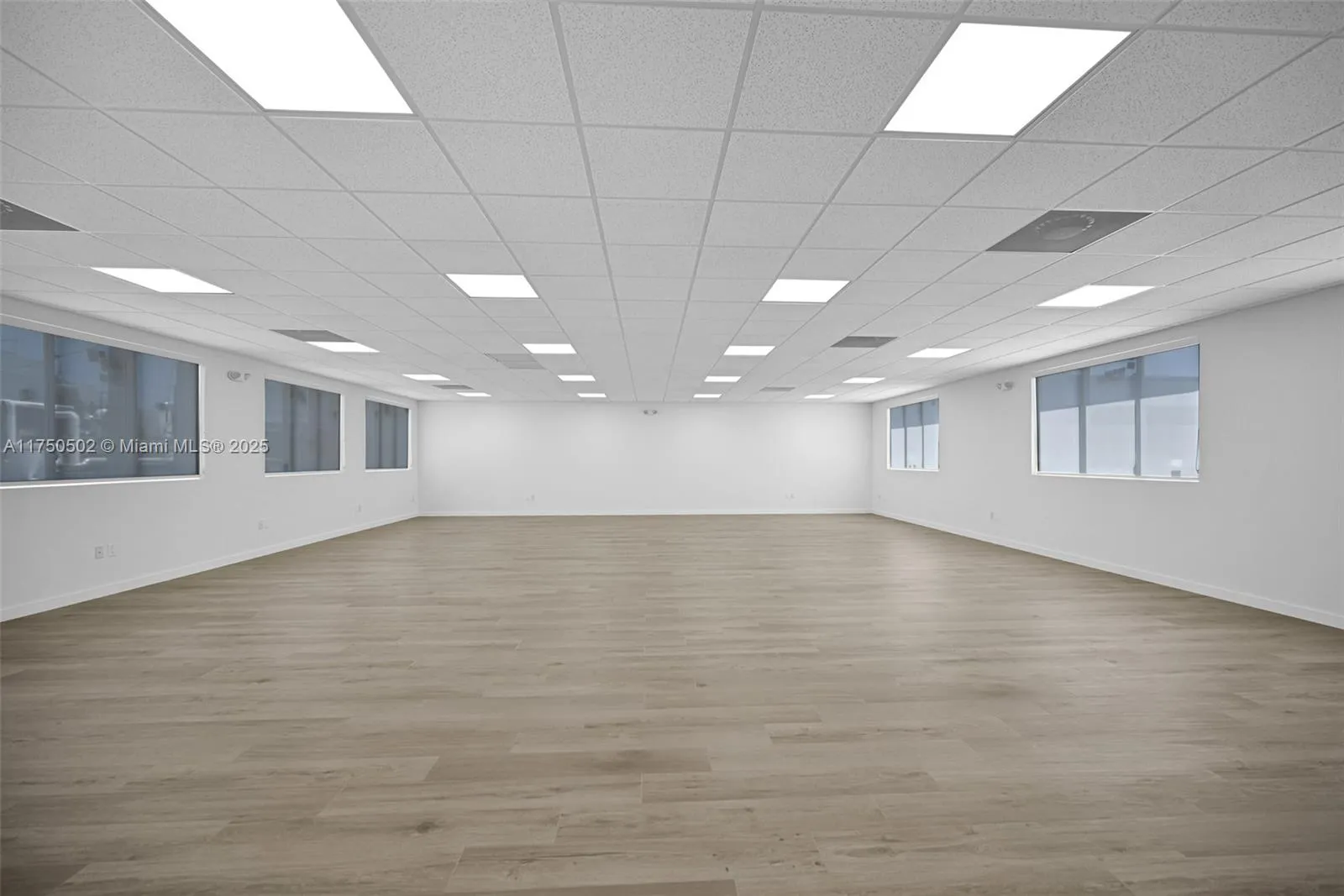 221 Ne 67th St 2, Miami, Florida 33138, Miami, Florida 33138, ,Commercial Sale,For Sale,221 Ne 67th St 2, Miami, Florida 33138,A11750502