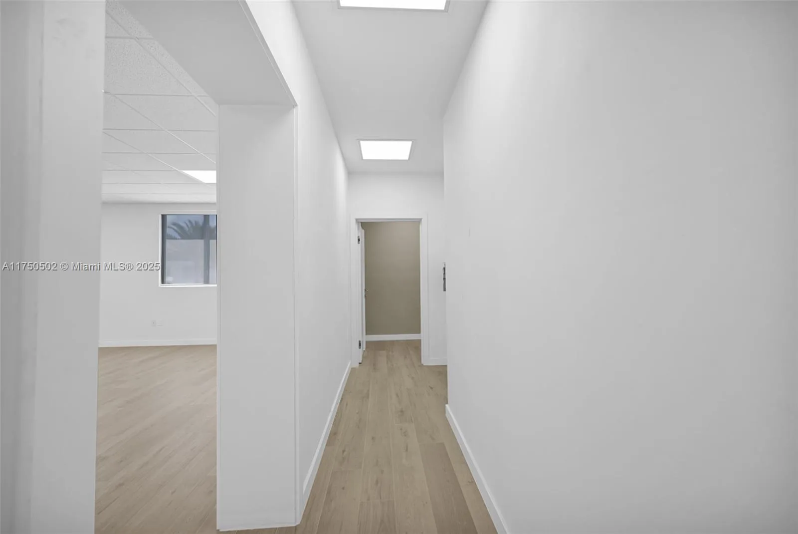 221 Ne 67th St 2, Miami, Florida 33138, Miami, Florida 33138, ,Commercial Sale,For Sale,221 Ne 67th St 2, Miami, Florida 33138,A11750502