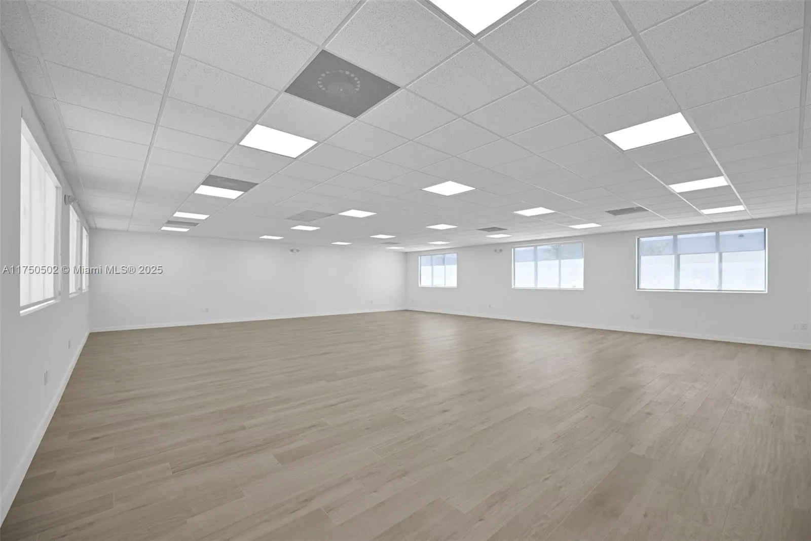 221 Ne 67th St 2, Miami, Florida 33138, Miami, Florida 33138, ,Commercial Sale,For Sale,221 Ne 67th St 2, Miami, Florida 33138,A11750502