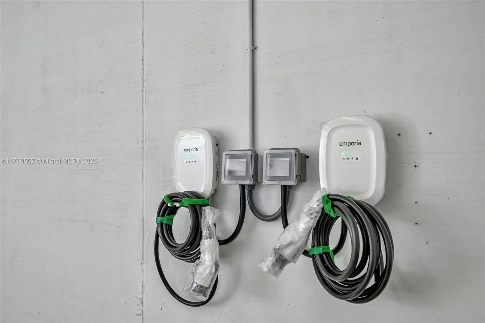 221 Ne 67th St 2, Miami, Florida 33138, Miami, Florida 33138, ,Commercial Sale,For Sale,221 Ne 67th St 2, Miami, Florida 33138,A11750502