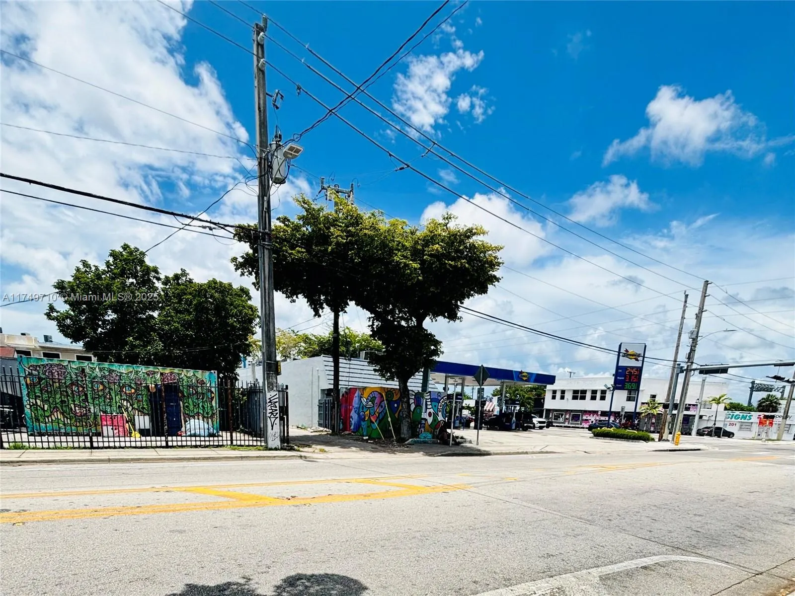 203 Nw 35th St, Miami, Florida 33127, Miami, Florida 33127, ,Commercial Sale,For Sale,203 Nw 35th St, Miami, Florida 33127,A11749710