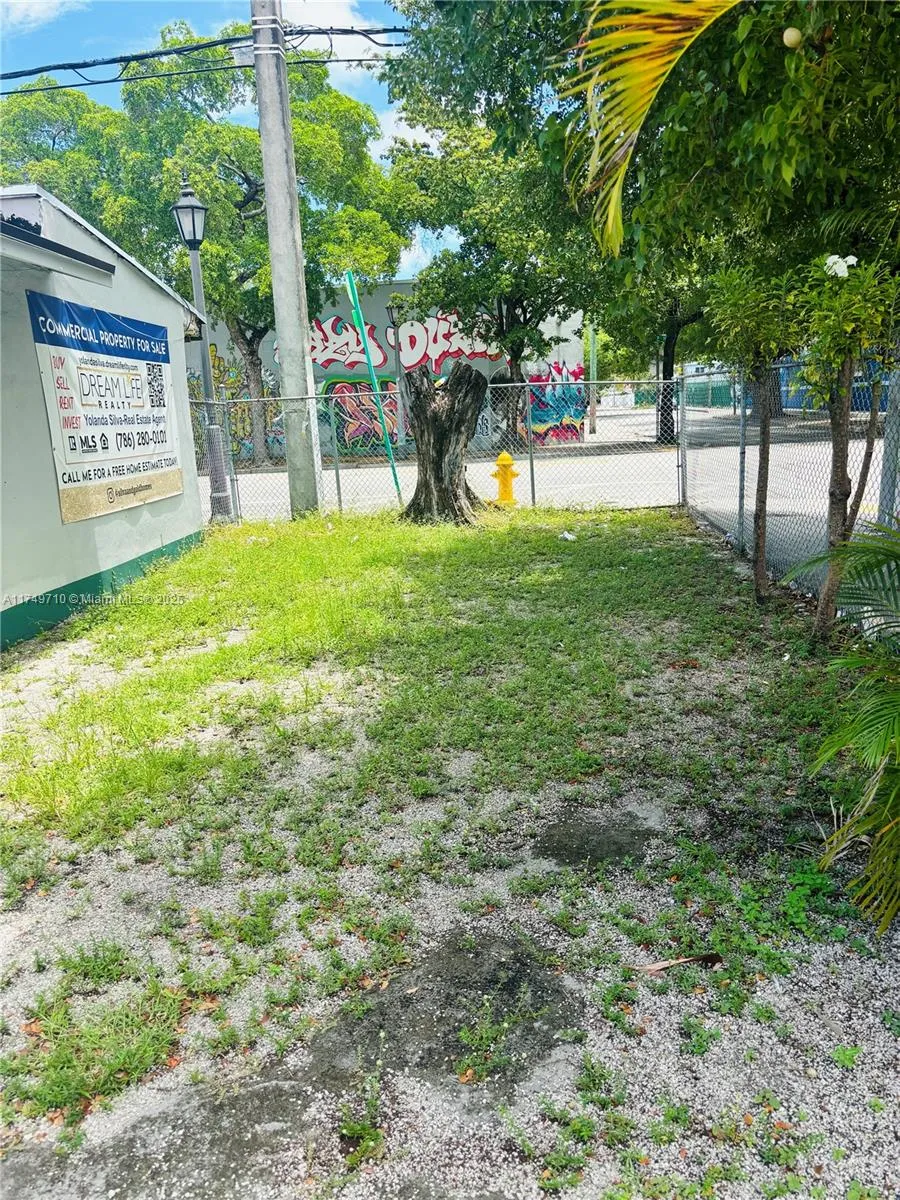 203 Nw 35th St, Miami, Florida 33127, Miami, Florida 33127, ,Commercial Sale,For Sale,203 Nw 35th St, Miami, Florida 33127,A11749710