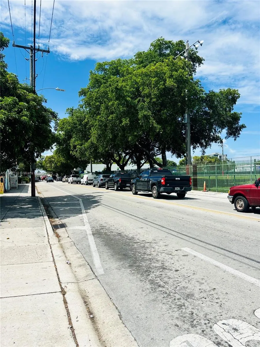 203 Nw 35th St, Miami, Florida 33127, Miami, Florida 33127, ,Commercial Sale,For Sale,203 Nw 35th St, Miami, Florida 33127,A11749710