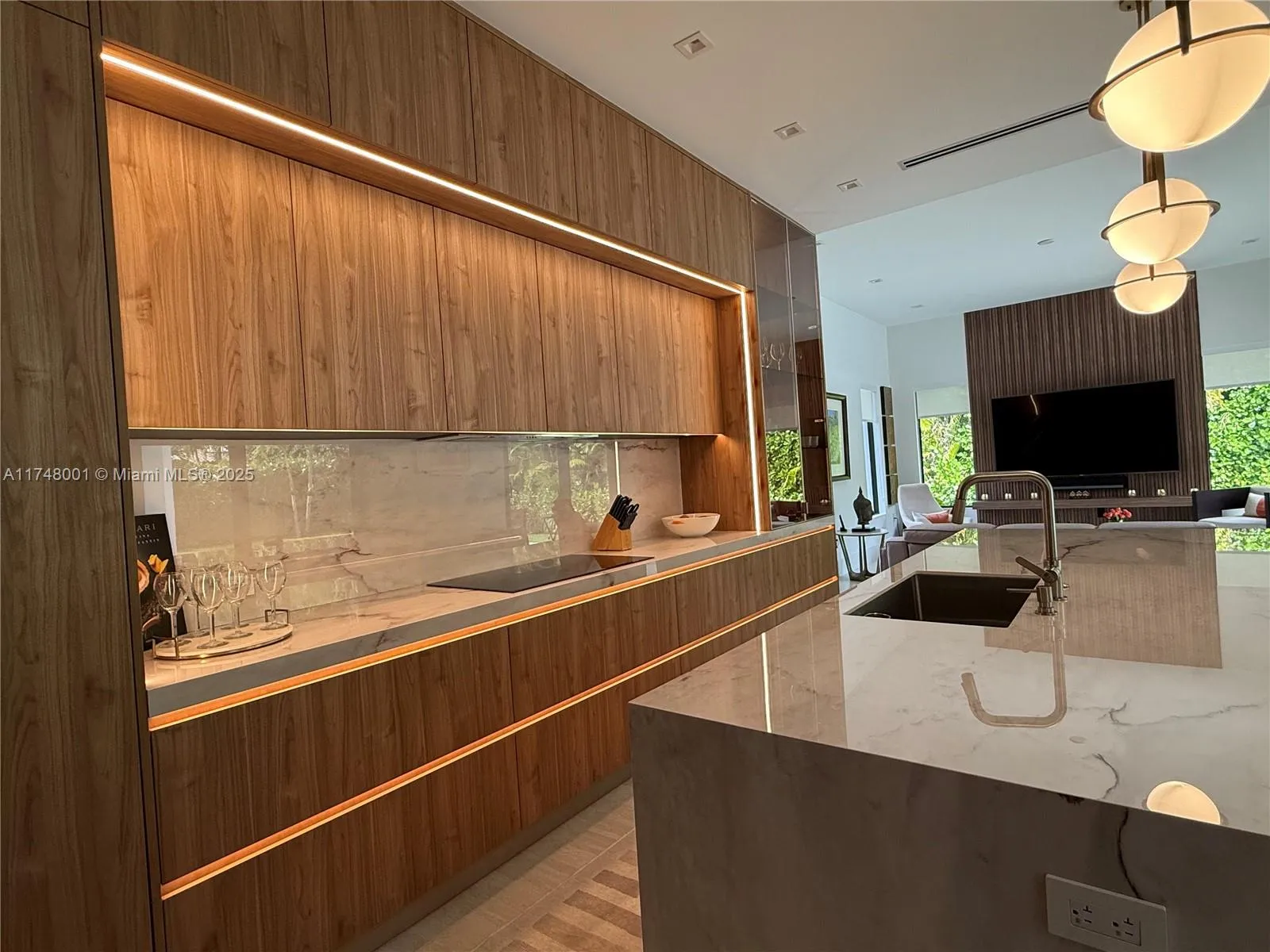 1515 Urbino Ave, Coral Gables, Florida 33146, Coral Gables, Florida 33146, 5 Bedrooms Bedrooms, ,6 BathroomsBathrooms,Residential,For Sale,1515 Urbino Ave, Coral Gables, Florida 33146,A11748001