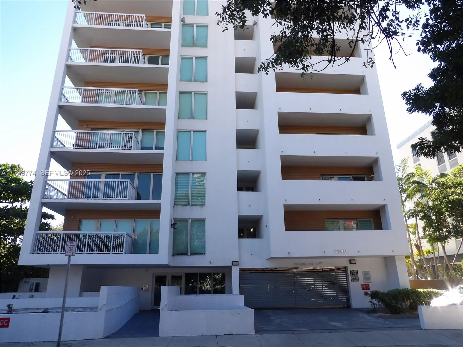 2740 Sw 28th Ter 301, Miami, Florida 33133, Miami, Florida 33133, 1 Bedroom Bedrooms, ,1 BathroomBathrooms,Residential,For Sale,2740 Sw 28th Ter 301, Miami, Florida 33133,A11748774