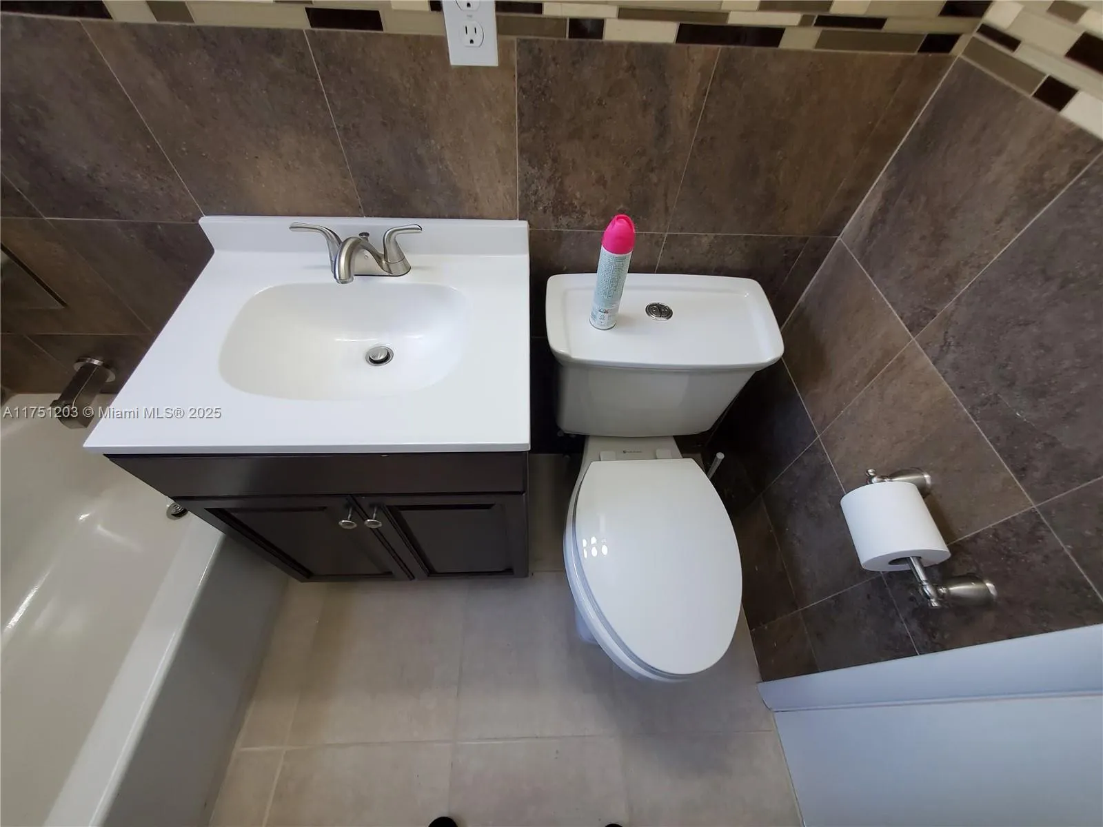 70 Nw 33rd St, Miami, Florida 33127, Miami, Florida 33127, ,Residential Income,For Sale,70 Nw 33rd St, Miami, Florida 33127,A11751203